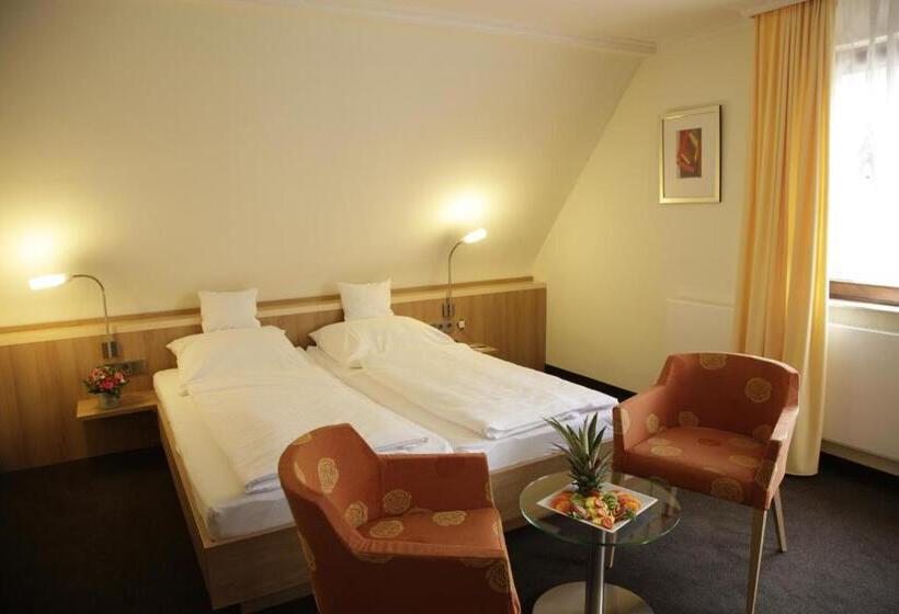 スタンダードルーム, Die Krone Am Fluss   Landhotel Sindringen