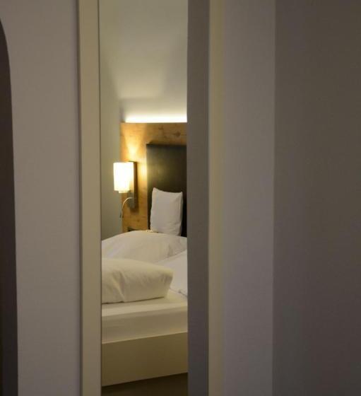 スタンダードルーム, Die Krone Am Fluss   Landhotel Sindringen