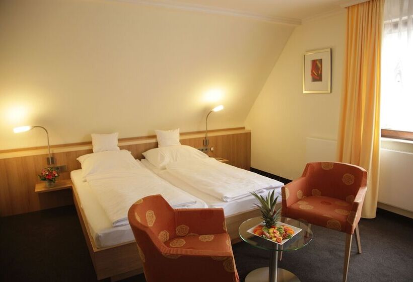 スタンダードルーム, Die Krone Am Fluss   Landhotel Sindringen