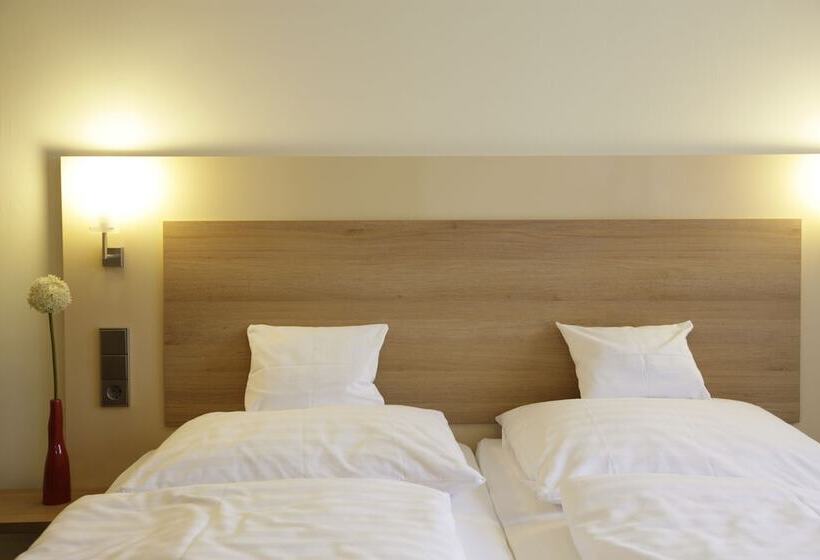 スタンダードルーム, Die Krone Am Fluss   Landhotel Sindringen