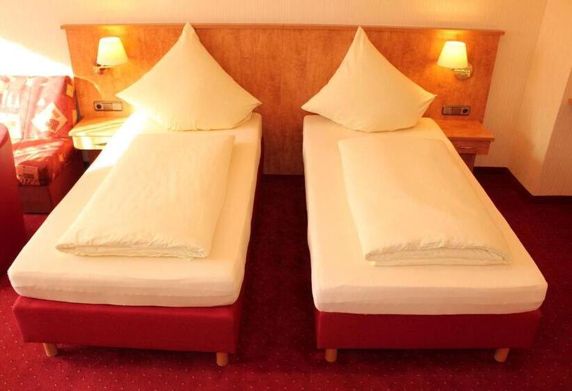 غرفة قياسية مزوَّدة بشُرفة, Stadthotel Augsburg