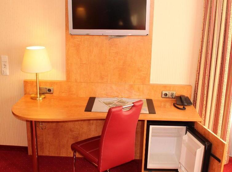 غرفة قياسية مزوَّدة بشُرفة, Stadthotel Augsburg