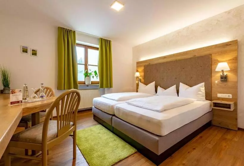 スタンダードルーム, Zur Post Kümmersbruck Hotel & Tiny Houses