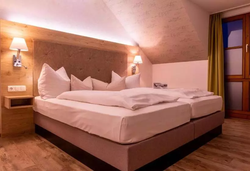 スタンダードルーム, Zur Post Kümmersbruck Hotel & Tiny Houses