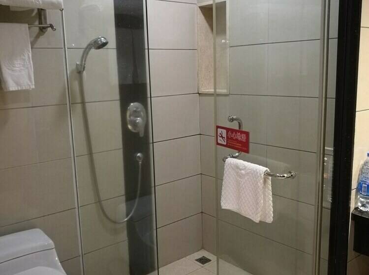 豪华房间, Global Business