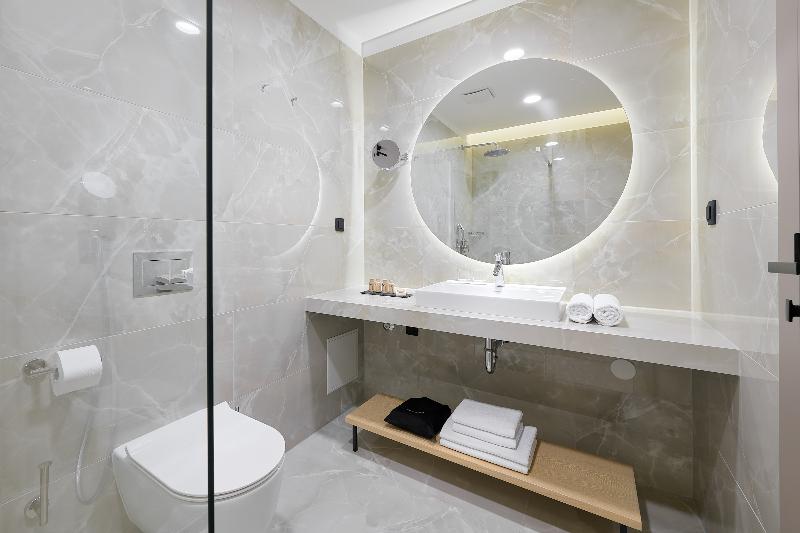 سوئیت با بالکن, Boutique Hotel Porto