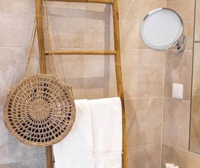 جناح عائلي, Sleep & Nature