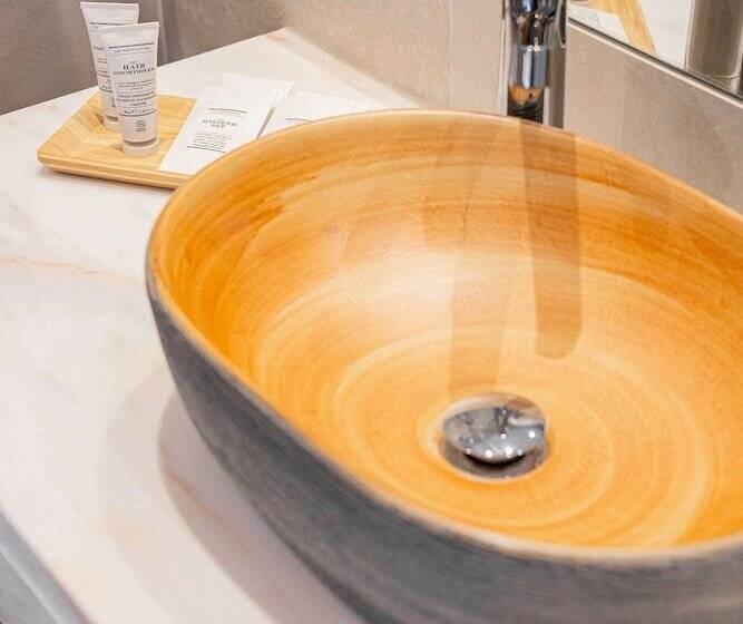 جناح عائلي, Sleep & Nature