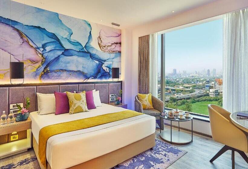 Suite, Vivanta Navi Mumbai Turbhe