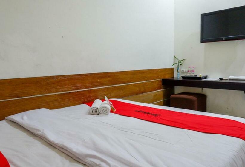 חדר סטנדרט, Reddoorz Plus @ Hotel Asih Uny