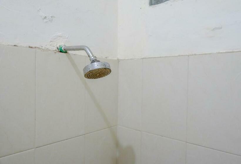 חדר סטנדרט, Reddoorz Plus @ Hotel Asih Uny