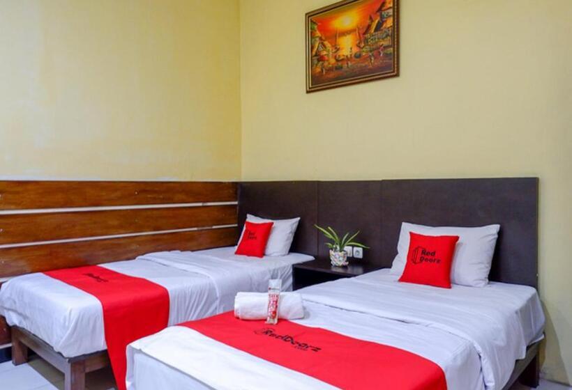 חדר סטנדרט, Reddoorz Plus @ Hotel Asih Uny
