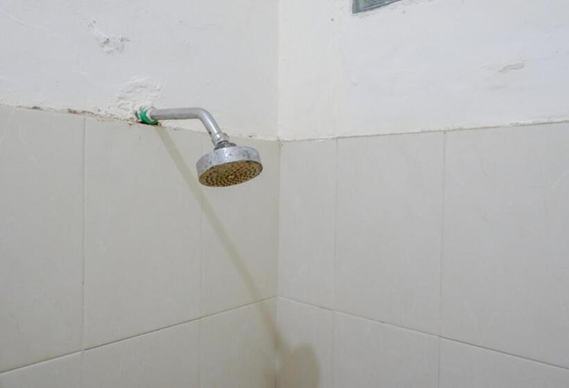 חדר משפחתי, Reddoorz Plus @ Hotel Asih Uny