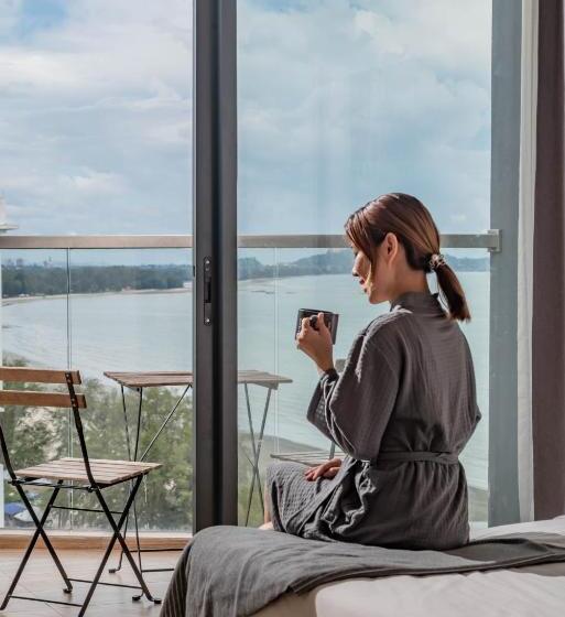 침실 1개 바다 전망 아파트, Timurbay Beachfront By Perfect Host