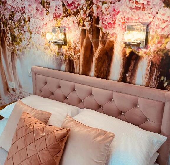 キングサイズベッドのスタンダードルーム, All Seasons Bed & Breakfast   Adults Only