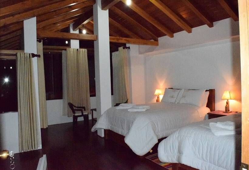 اتاق خانوادگی, Casa De La Luna Isla Del Sol Bolivia