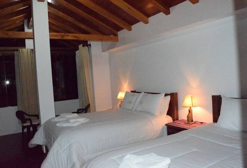 اتاق خانوادگی, Casa De La Luna Isla Del Sol Bolivia