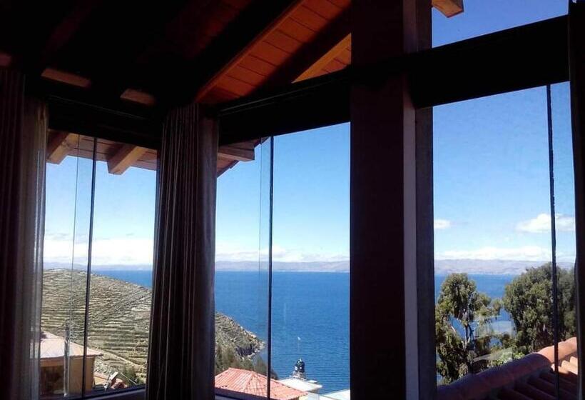 سوییت خانوادگی, Casa De La Luna Isla Del Sol Bolivia