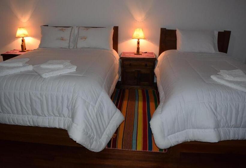 سوییت خانوادگی, Casa De La Luna Isla Del Sol Bolivia