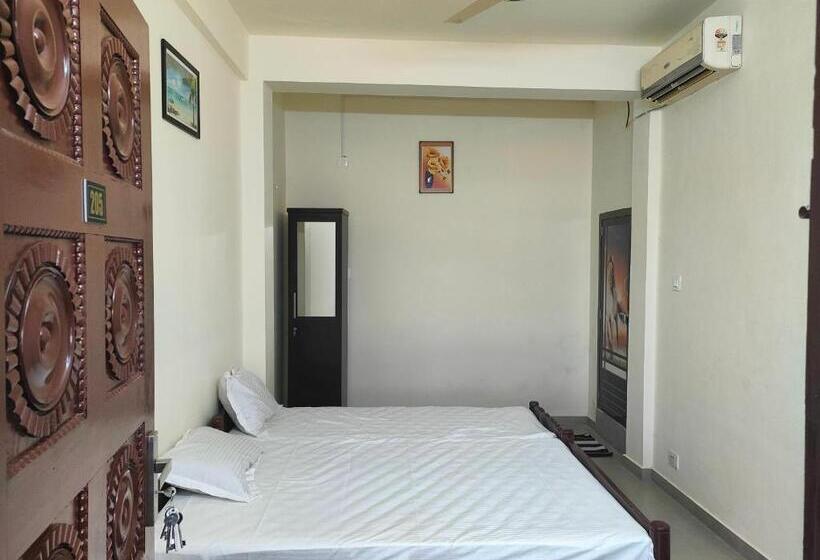 スタンダードルーム, Jinnens Tourist Home