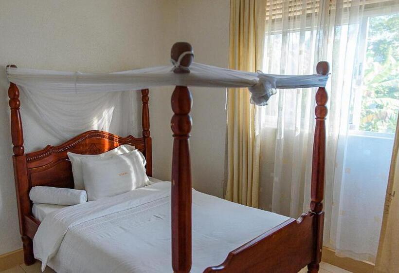 اتاق اکونومی یک تخته, Garden Courts Hotel Masaka