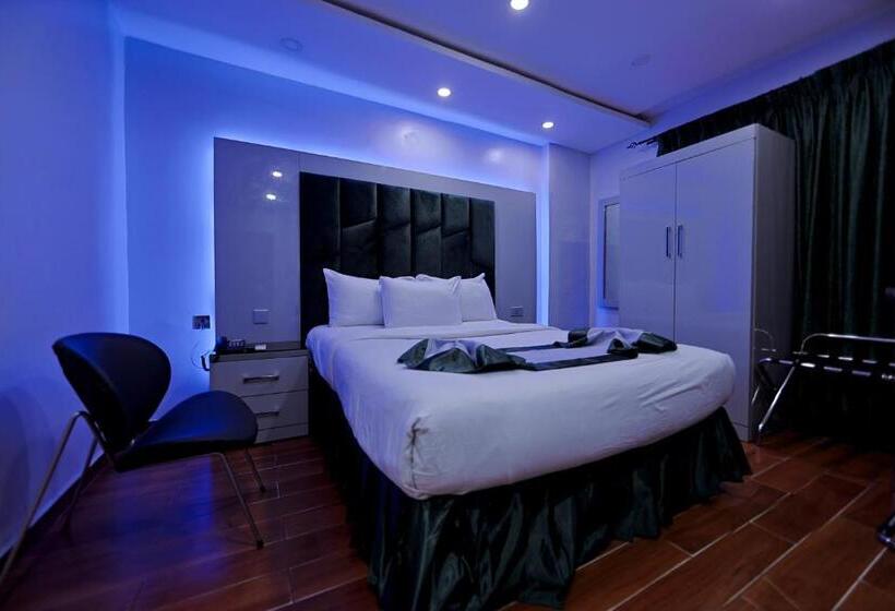 اتاق استاندارد یک نفره, Novatel