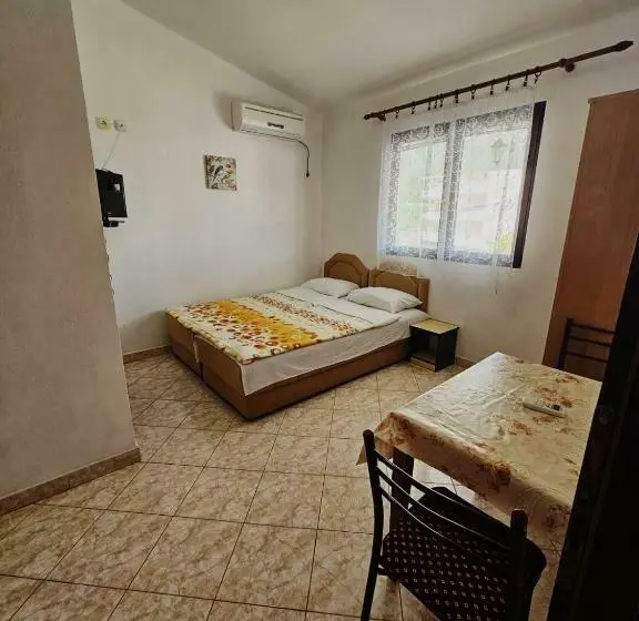 اتاق استاندارد, Apartmani Mim