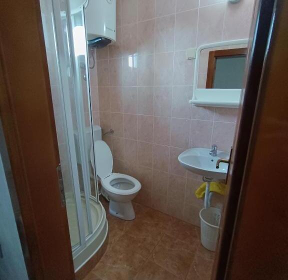 اتاق کلاسیک چهارنفره, Apartmani Mim