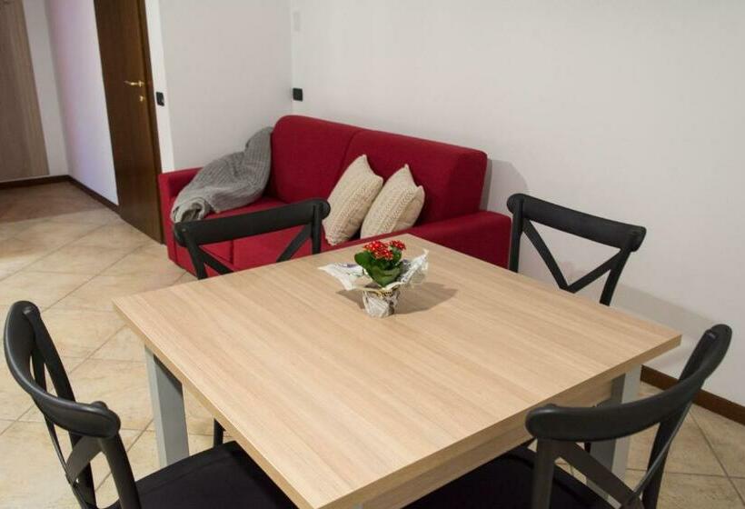 إستوديو قياسى مطلّ علي الحديقة, Borgo Di Arcadia