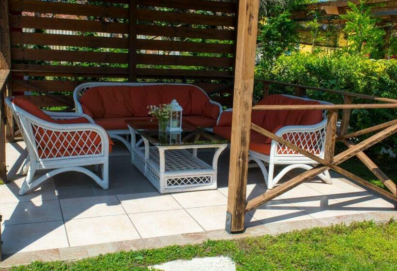 Студио Стандарт Вид на Сад, Borgo Di Arcadia