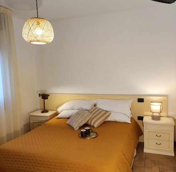 غرفة قياسية, Borgo Di Arcadia