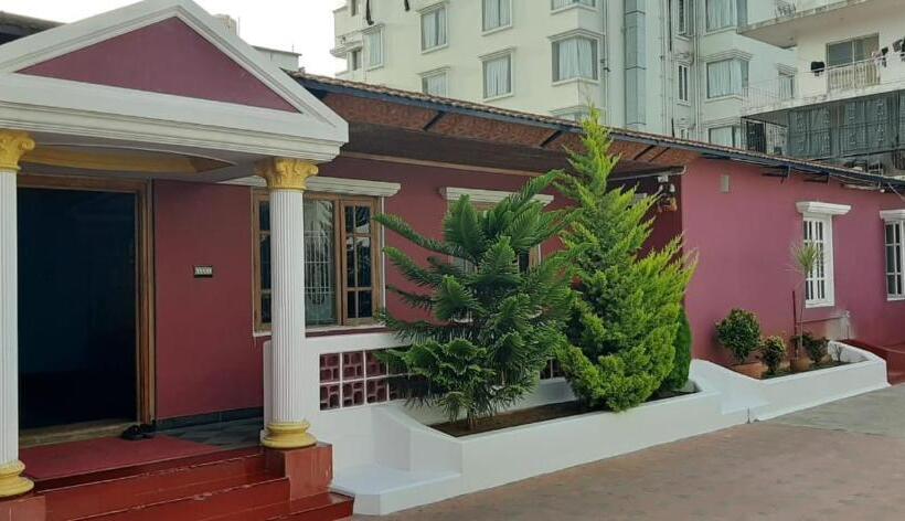 اتاق استاندارد, Kings Mysuru Hotels Sgh