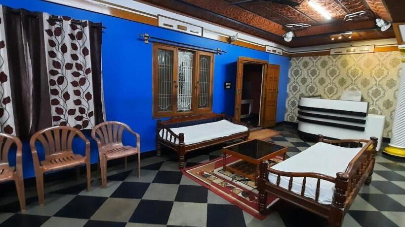 اتاق استاندارد, Kings Mysuru Hotels Sgh