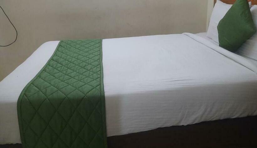 豪华房间, Kings Mysuru Hotels   Sgh