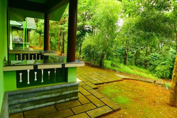 패밀리 룸, Shibi S Tea Garden Heritage