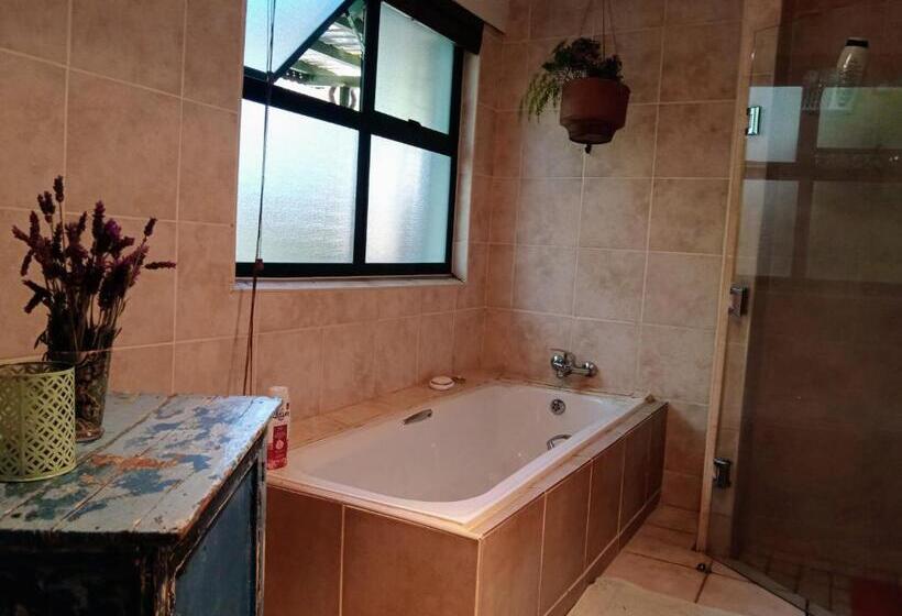 غرفة ديلوكس, The Farmhouse B&b