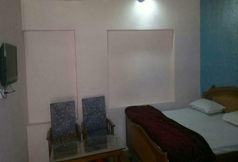 标准间, Devbhoomi By Stayapart