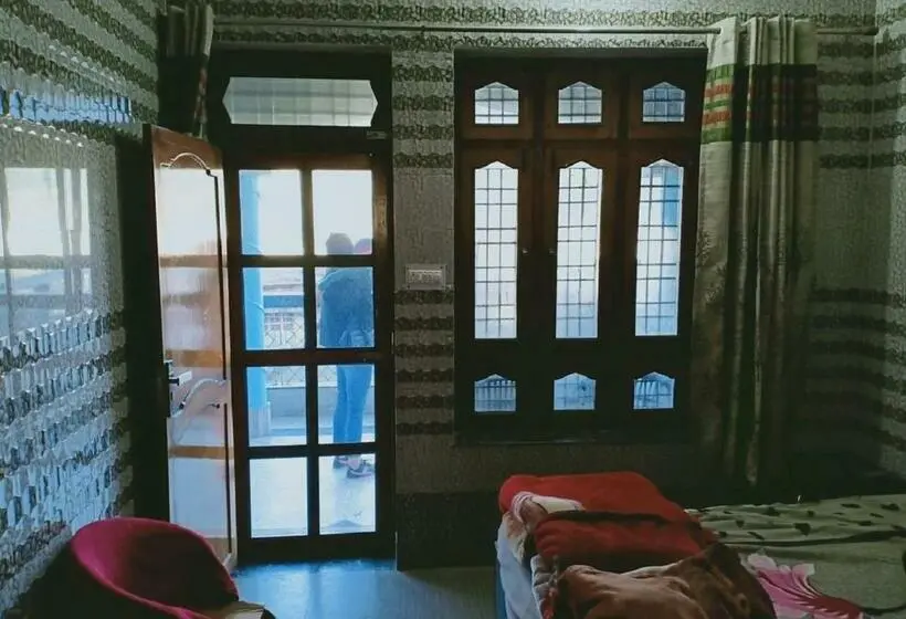 3 Bett Superior Zimmer, Devbhoomi By Stayapart