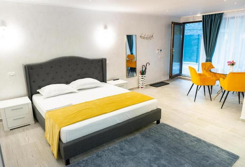 جناح عائلي, Brateș Greaca