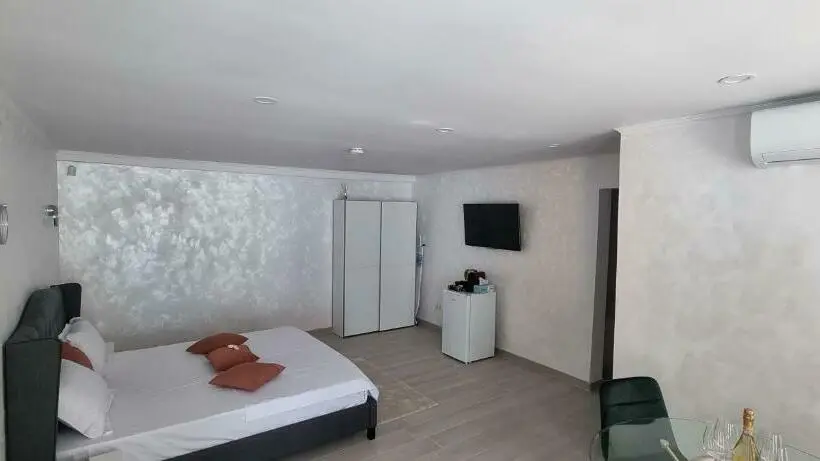 Junior Suite Rodzinny, Brateș Greaca