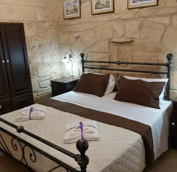 اتاق استاندارد, The Hidden Gem Boutique