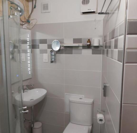 اتاق استاندارد, The Hidden Gem Boutique