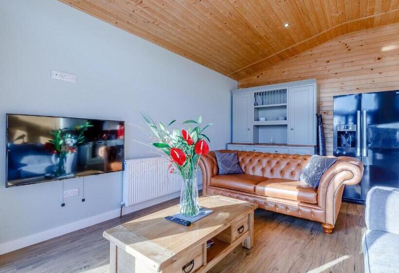 ３ベッドルームハウス, Gadlas Park Holiday Cabins