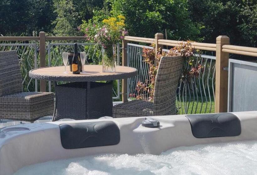 １ベッドルームハウス, Gadlas Park Holiday Cabins