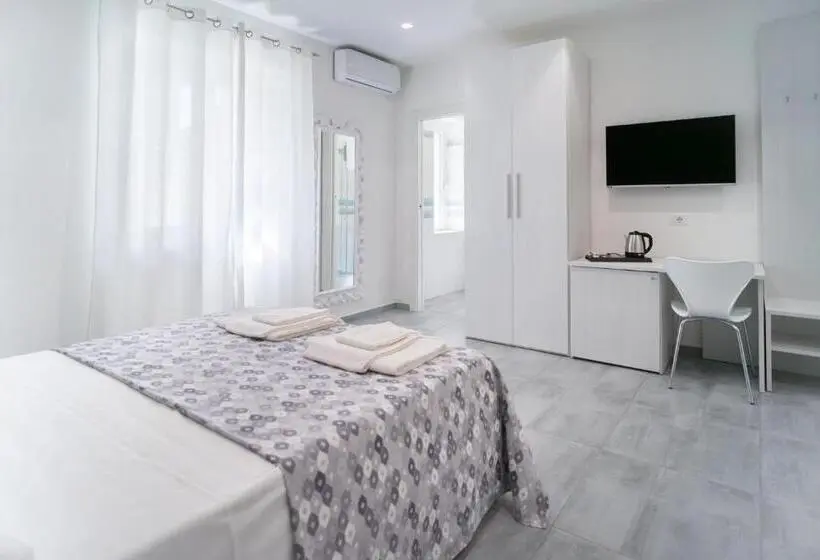 Standard Kolmen Hengen Huone, Vincent B&b   Vicini Al Mare