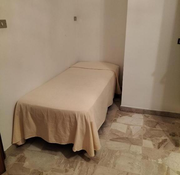 디럭스 룸, B&b Anna