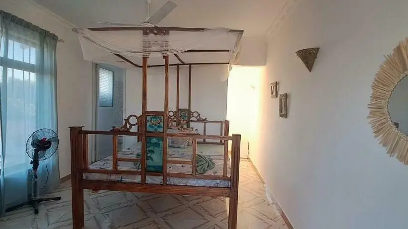 バルコニー付きスタンダードルーム, Karibu House