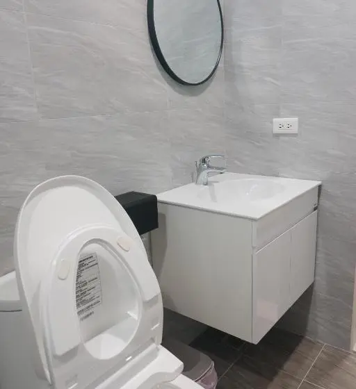 اتاق استاندارد چهارنفره با بالکن, Kozy Stay