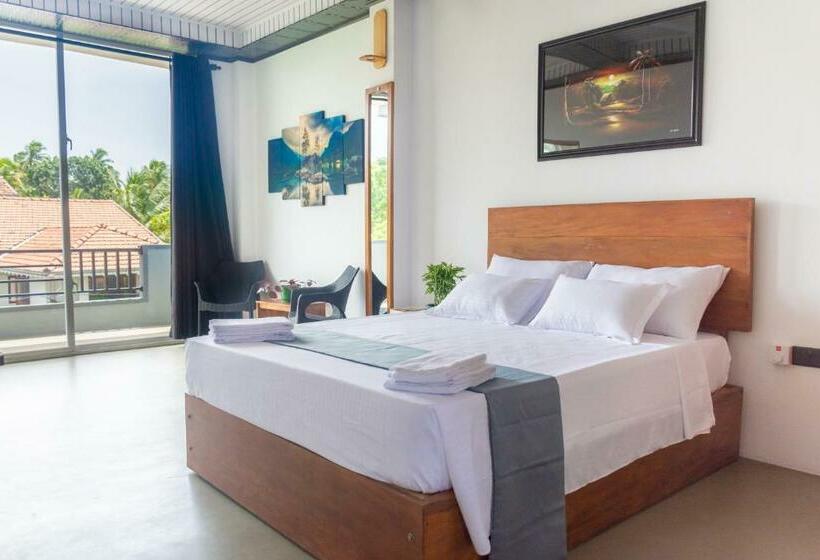 חדר סטנדרט עם מרפסת, Western Sky