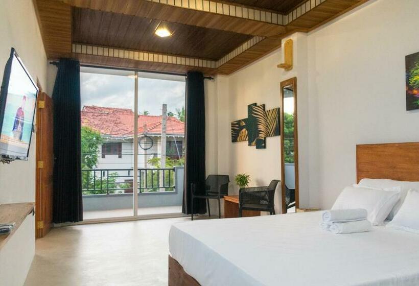 חדר סטנדרט עם מרפסת, Western Sky